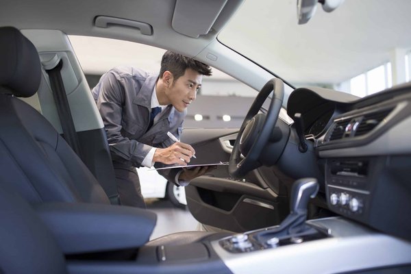 Comment choisir le meilleur siège de voiture pour bébé en fonction de son poids et de sa taille ?