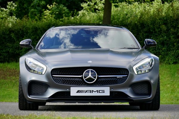 Mercedes-AMG SL : le nouveau roadster haut de gamme