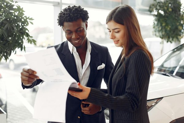Quels documents fournir pour assurer une voiture ?